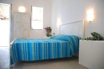 Salinarelais Rooms&suite Malfa (Salina)