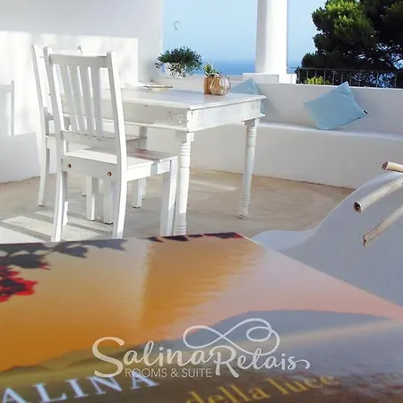Alojamento de Acomodação e Pequeno-almoço Salinarelais Rooms&suite Malfa (Salina)