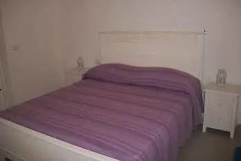 Salinarelais Rooms&suite Malfa (Salina)