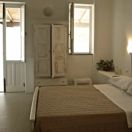 Salinarelais Rooms&suite 3* Malfa (Salina)